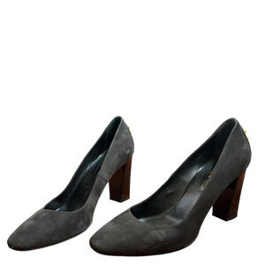 TOD’S Block Heel Studded Almond Toe Women’s Size 40 Black Suede